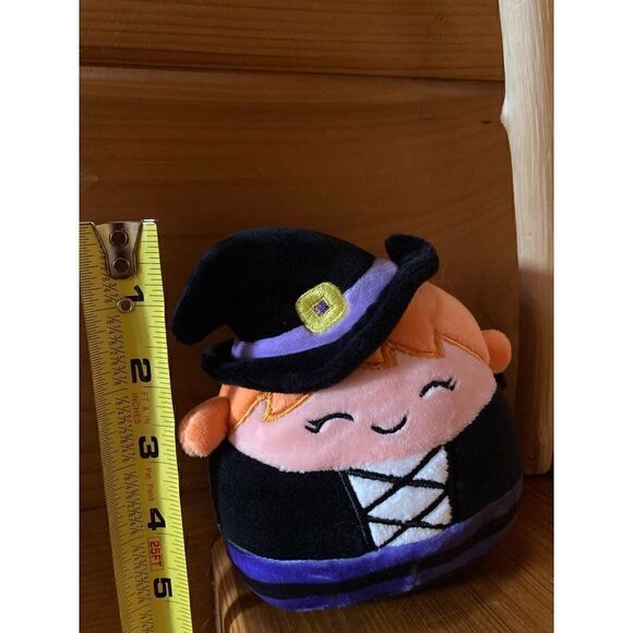 Squishmallow Whitney - Picture 4 of 4